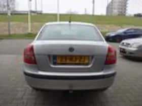 Škoda Octavia (2005) thumbnail 9