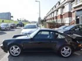 Porsche 911 (1988) thumbnail 10