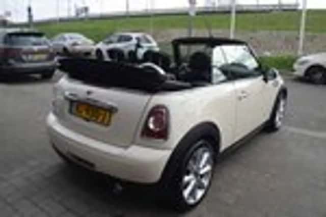 MINI Cooper (2015) thumbnail 12