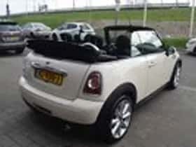 MINI Cooper (2015) thumbnail 12