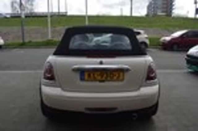 MINI Cooper (2015) thumbnail 13