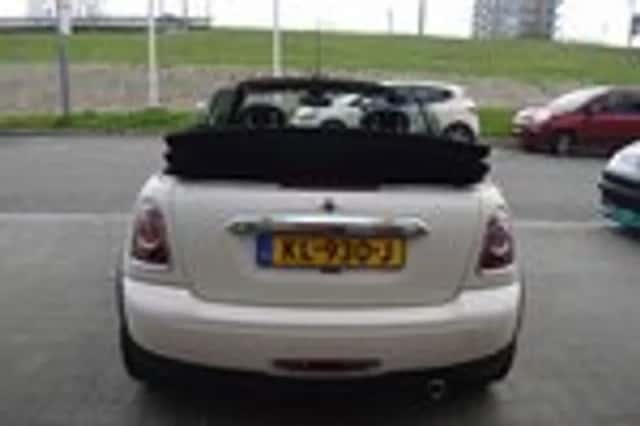 MINI Cooper (2015) thumbnail 14