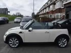 MINI Cooper (2015) thumbnail 18