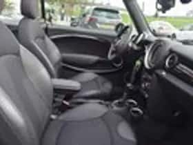 MINI Cooper (2015) thumbnail 25