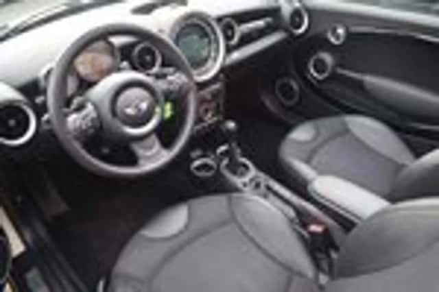 MINI Cooper (2015) thumbnail 5