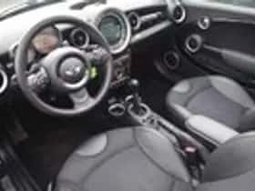 MINI Cooper (2015) thumbnail 5