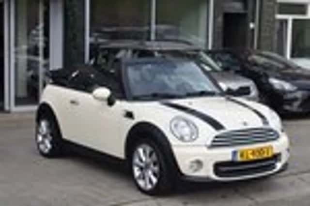 MINI Cooper (2015) thumbnail 8