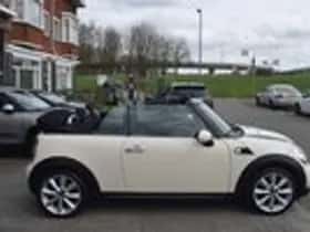 MINI Cooper (2015) thumbnail 10