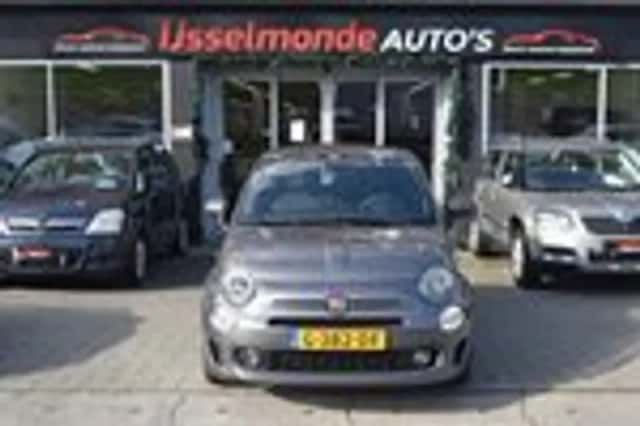 Fiat 500 (2019) thumbnail 2