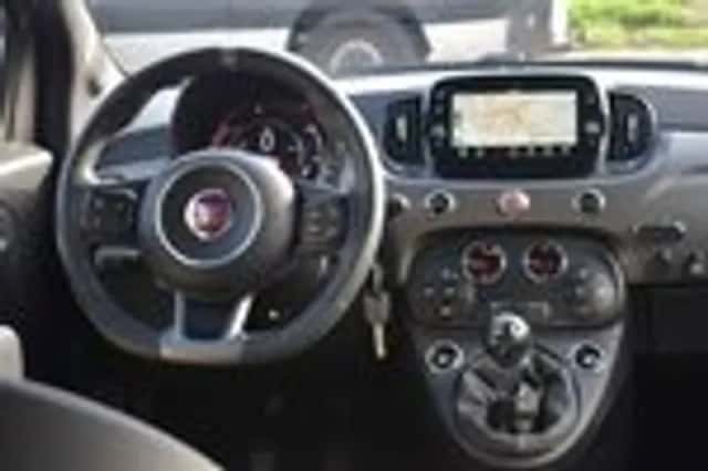 Fiat 500 (2019) thumbnail 11