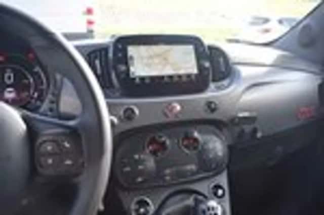 Fiat 500 (2019) thumbnail 22