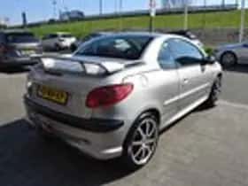Peugeot 206 (2003) thumbnail 10