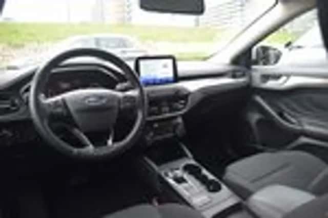 Ford Focus (2019) thumbnail 13