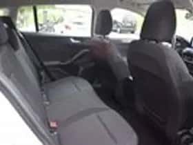 Ford Focus (2019) thumbnail 16