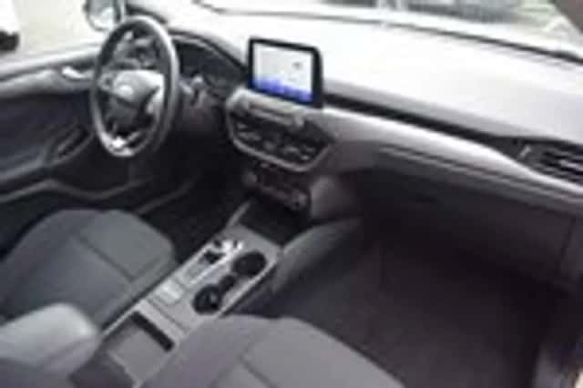 Ford Focus (2019) thumbnail 18