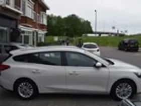 Ford Focus (2019) thumbnail 7
