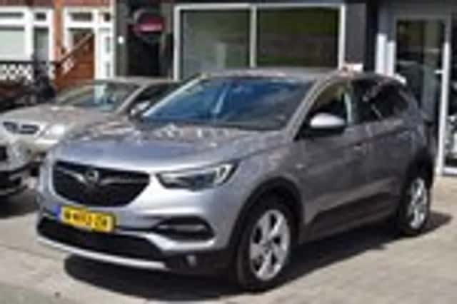 Opel Grandland X (2017) thumbnail 2
