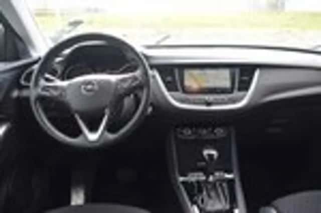 Opel Grandland X (2017) thumbnail 14