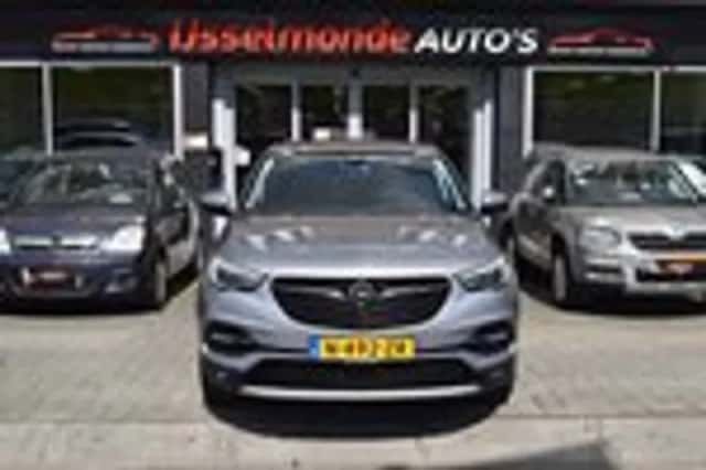 Opel Grandland X (2017) thumbnail 3