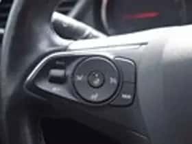 Opel Grandland X (2017) thumbnail 24