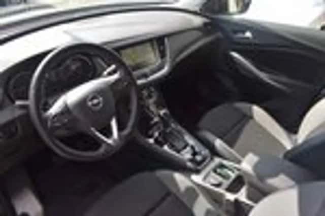 Opel Grandland X (2017) thumbnail 4