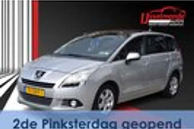 Peugeot 5008 (2011) thumbnail 1