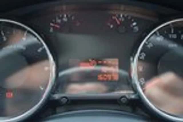 Peugeot 5008 (2011) thumbnail 22
