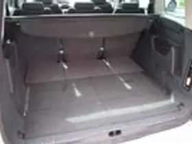 Peugeot 5008 (2011) thumbnail 28