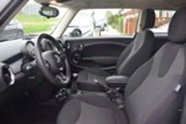 MINI Mini (2013) thumbnail 13