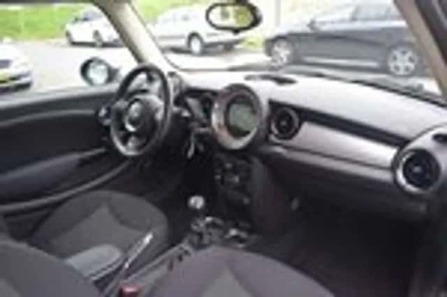 MINI Mini (2013) thumbnail 16