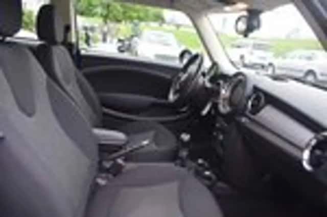 MINI Mini (2013) thumbnail 17