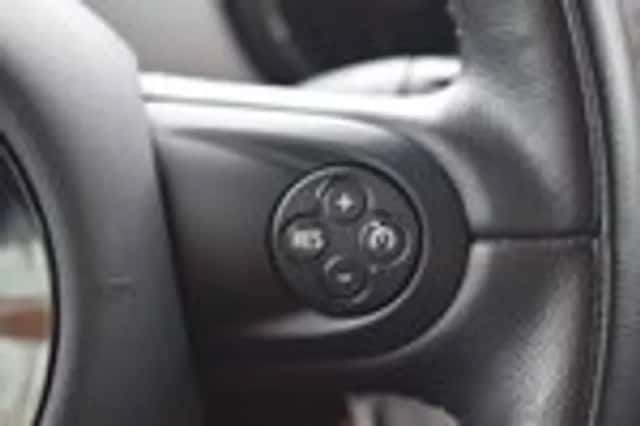 MINI Mini (2013) thumbnail 20