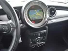 MINI Mini (2013) thumbnail 21