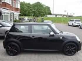 MINI Mini (2013) thumbnail 7