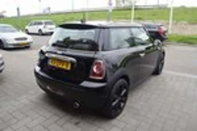 MINI Mini (2013) thumbnail 8