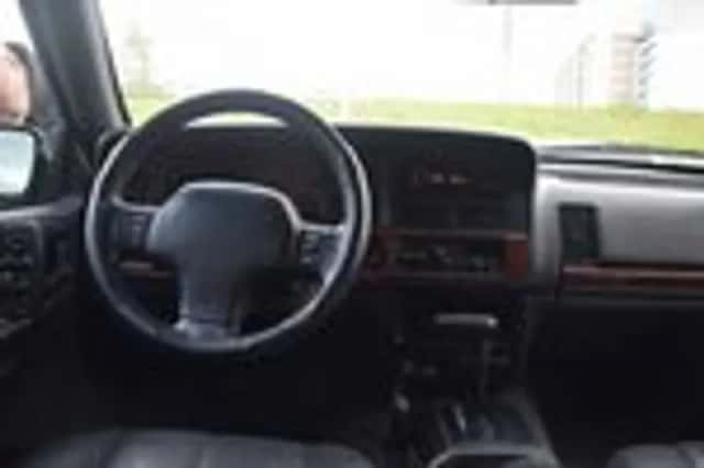 Jeep Grand Cherokee (1997) thumbnail 11