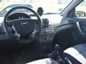 Chevrolet Aveo (2010) thumbnail 12