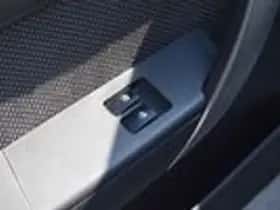 Chevrolet Aveo (2010) thumbnail 19
