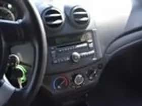 Chevrolet Aveo (2010) thumbnail 22