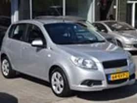 Chevrolet Aveo (2010) thumbnail 5