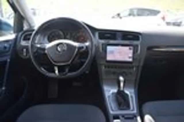 Volkswagen Golf (2013) thumbnail 14