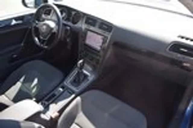 Volkswagen Golf (2013) thumbnail 20