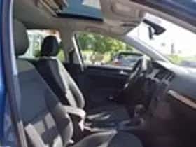 Volkswagen Golf (2013) thumbnail 21