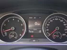 Volkswagen Golf (2013) thumbnail 24