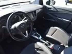 Opel Crossland X (2018) thumbnail 4