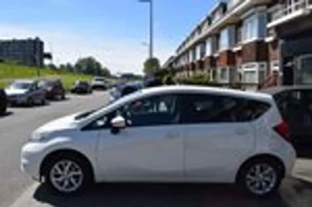Nissan Note (2013) thumbnail 11