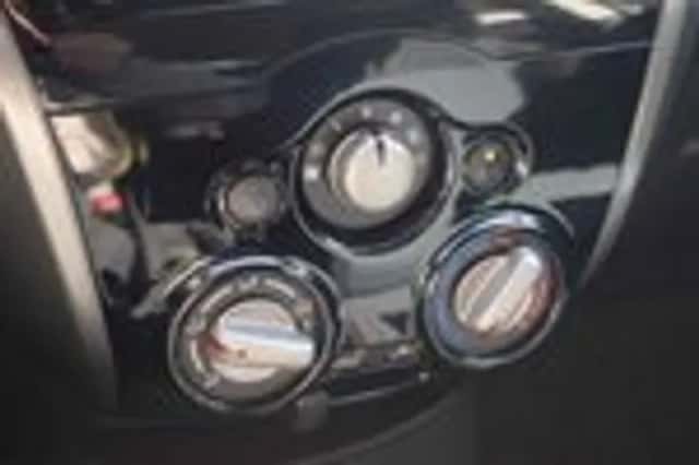 Nissan Note (2013) thumbnail 29