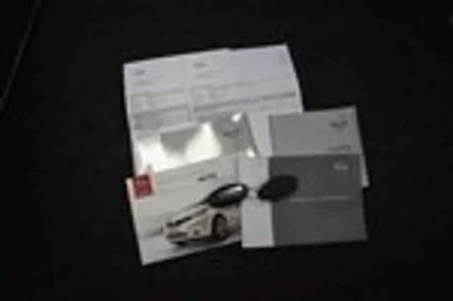 Nissan Note (2016) thumbnail 5