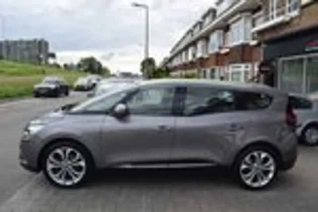Renault Grand Scénic (2018) thumbnail 11