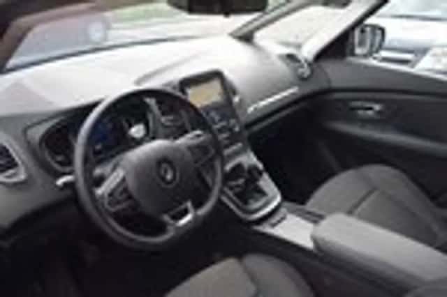 Renault Grand Scénic (2018) thumbnail 4